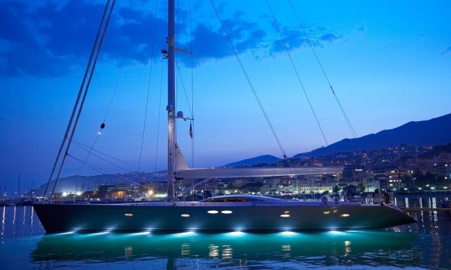  Exclusive boat services 